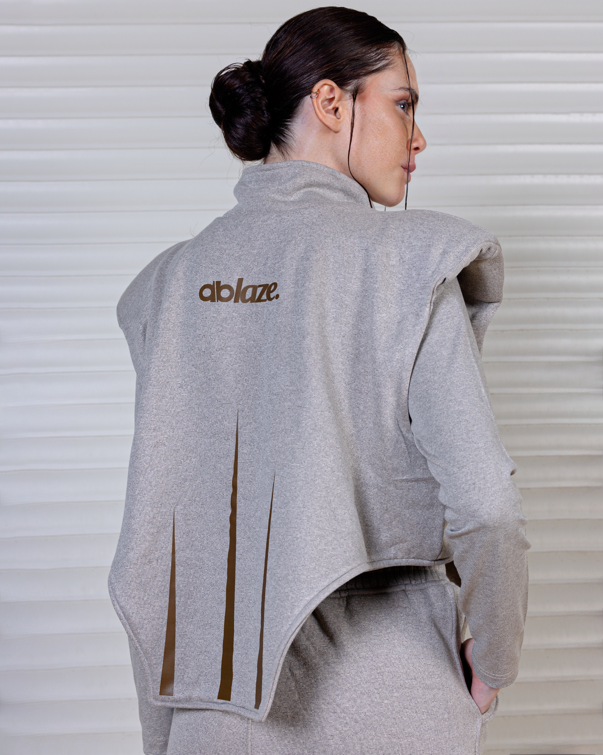 BROWN WARRIOR SHOULDER 3-PIECE TRACK SET