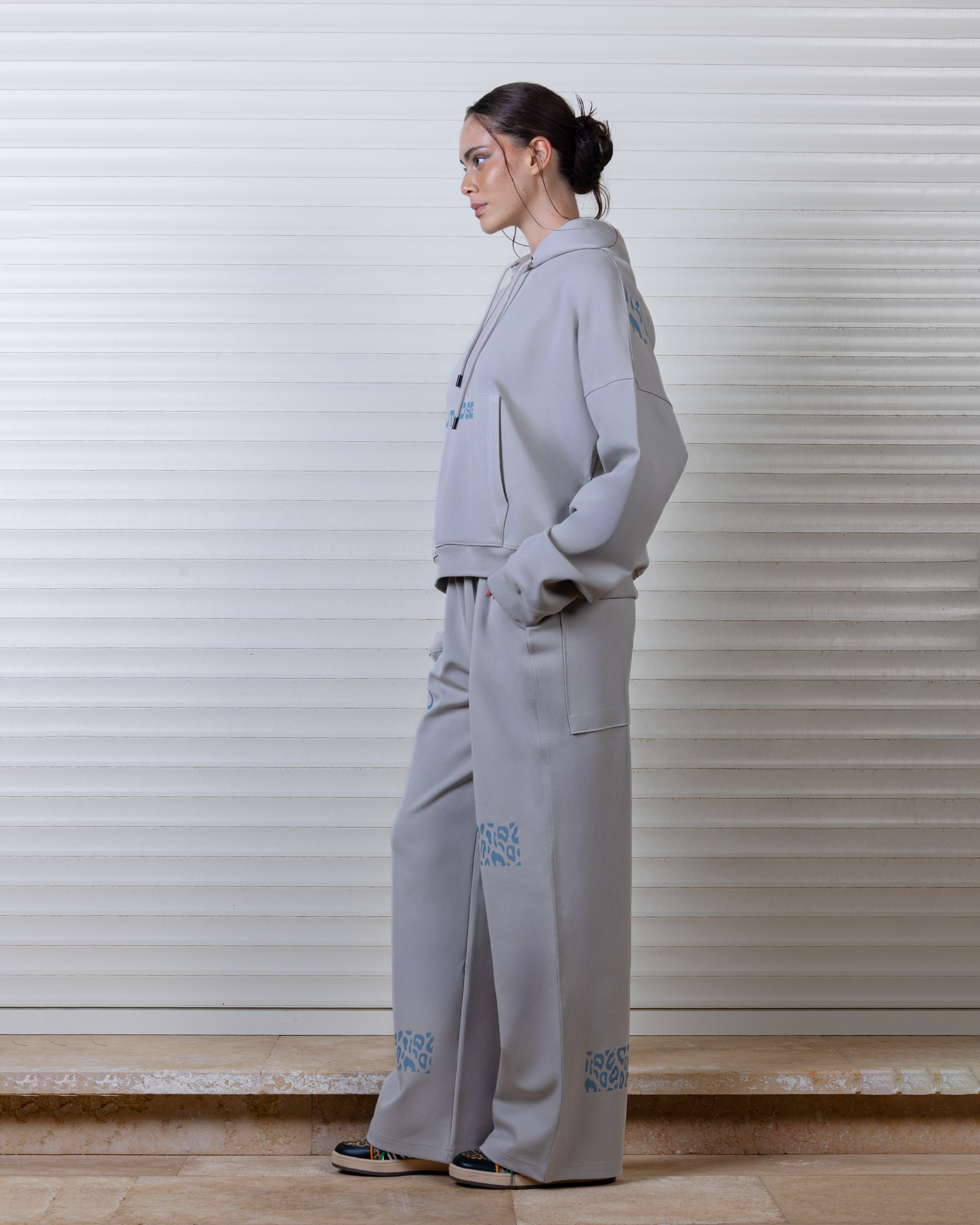 Ablaze leopard set in Gray