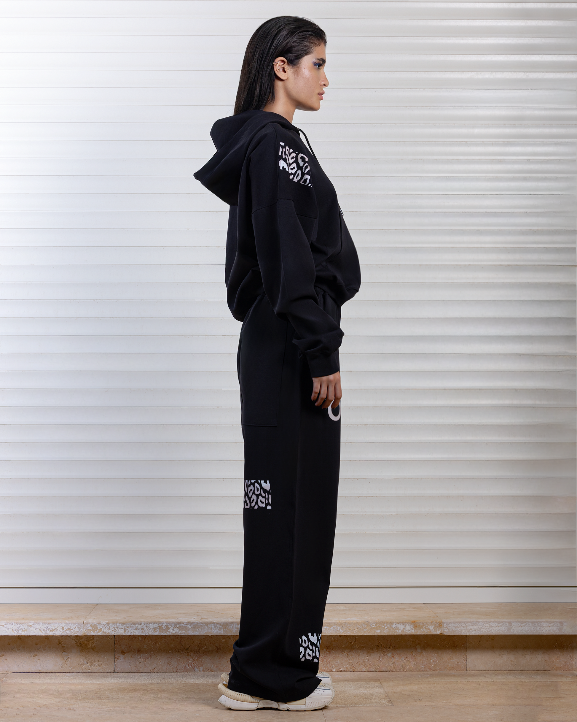 Ablaze leopard set in Black