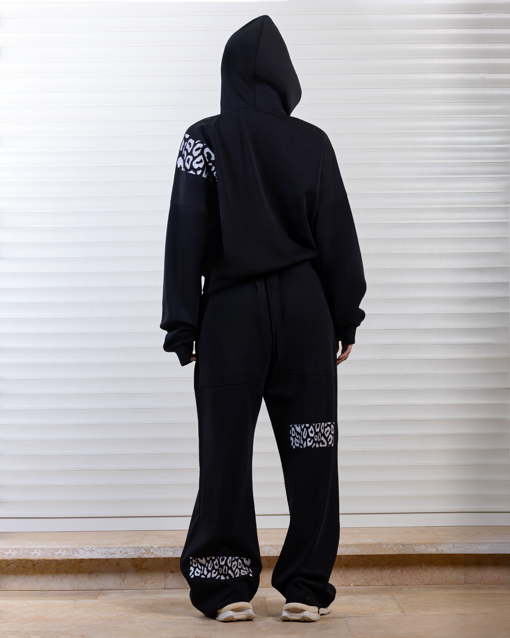 Ablaze leopard set in Black