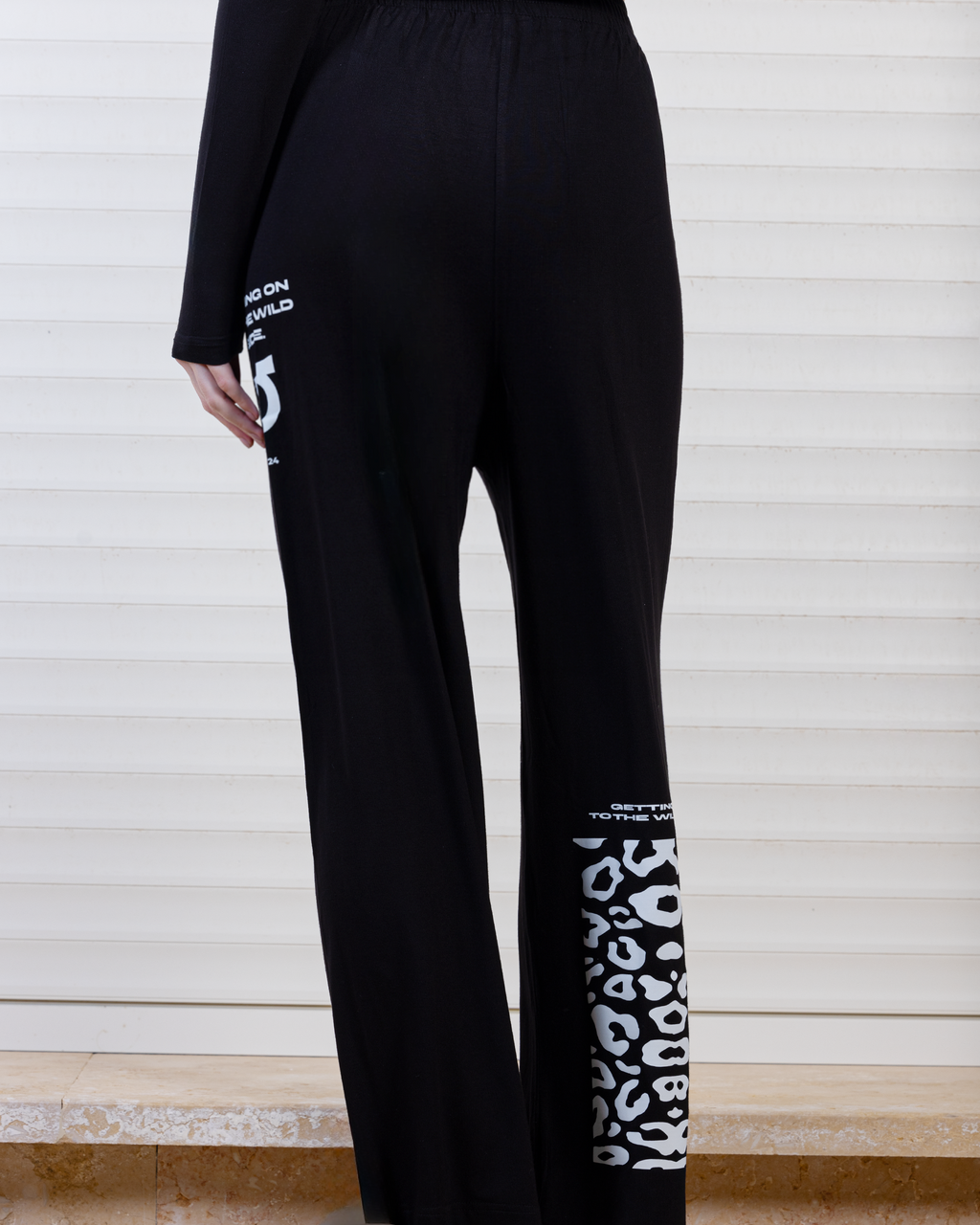 Ablaze signature set In black