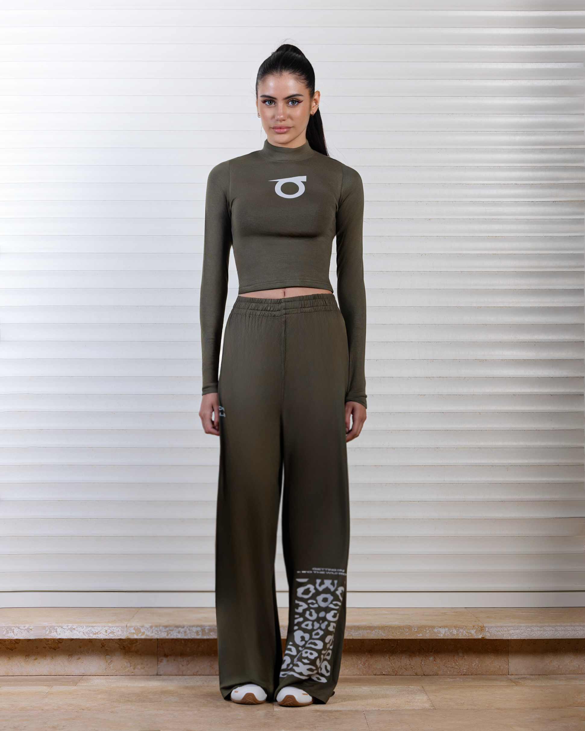 Ablaze signature set In Olive