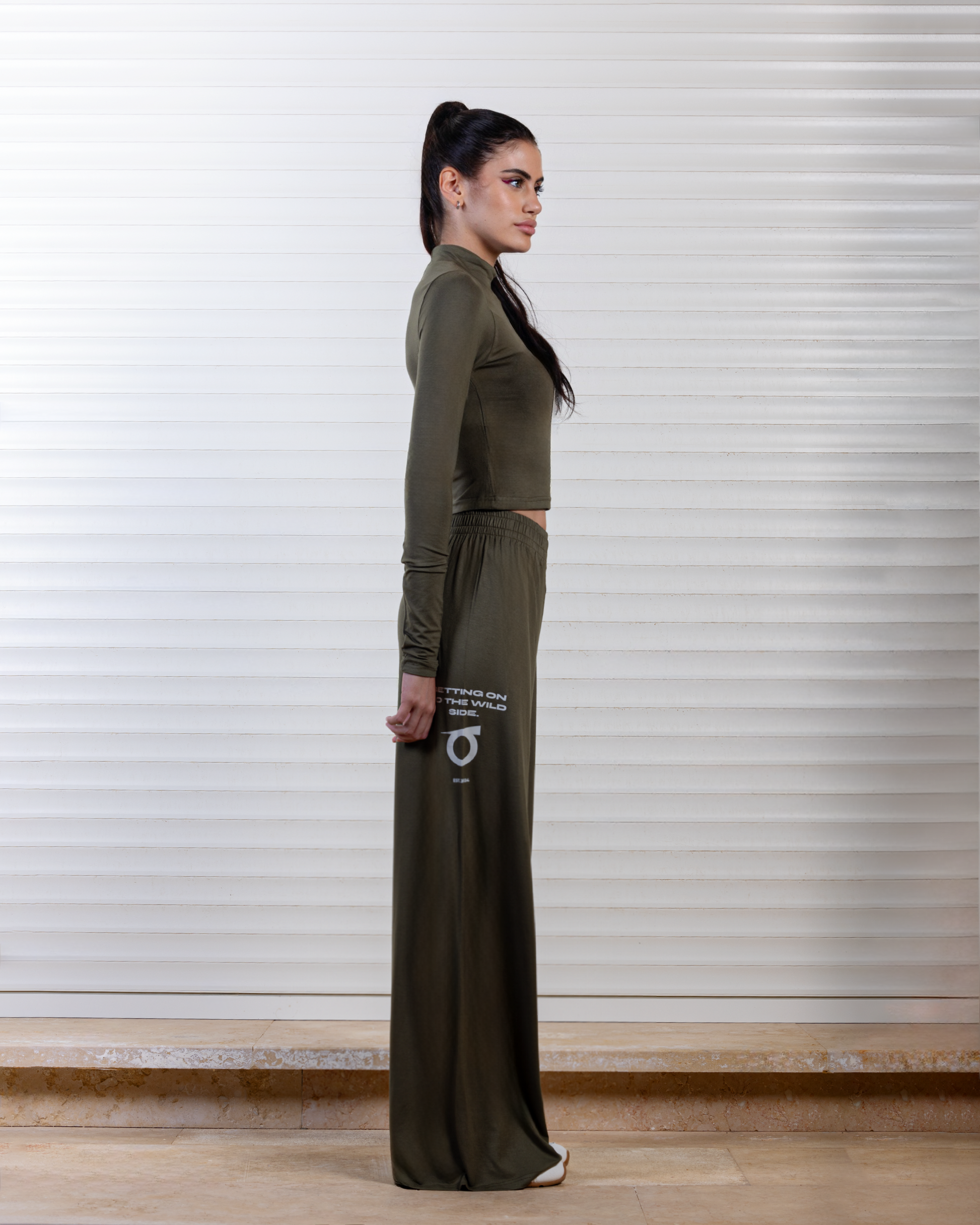 Ablaze signature set In Olive