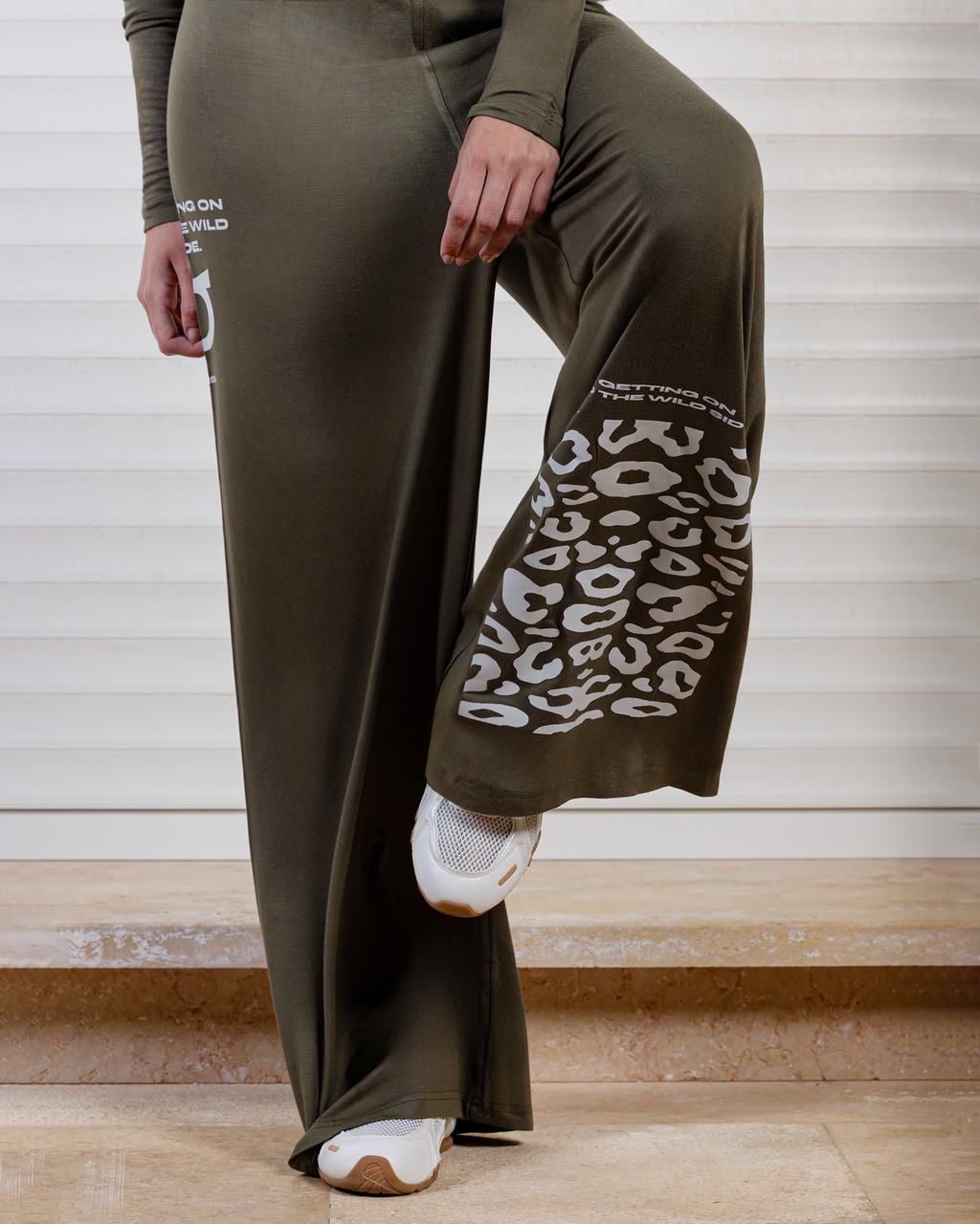 Ablaze signature set In Olive