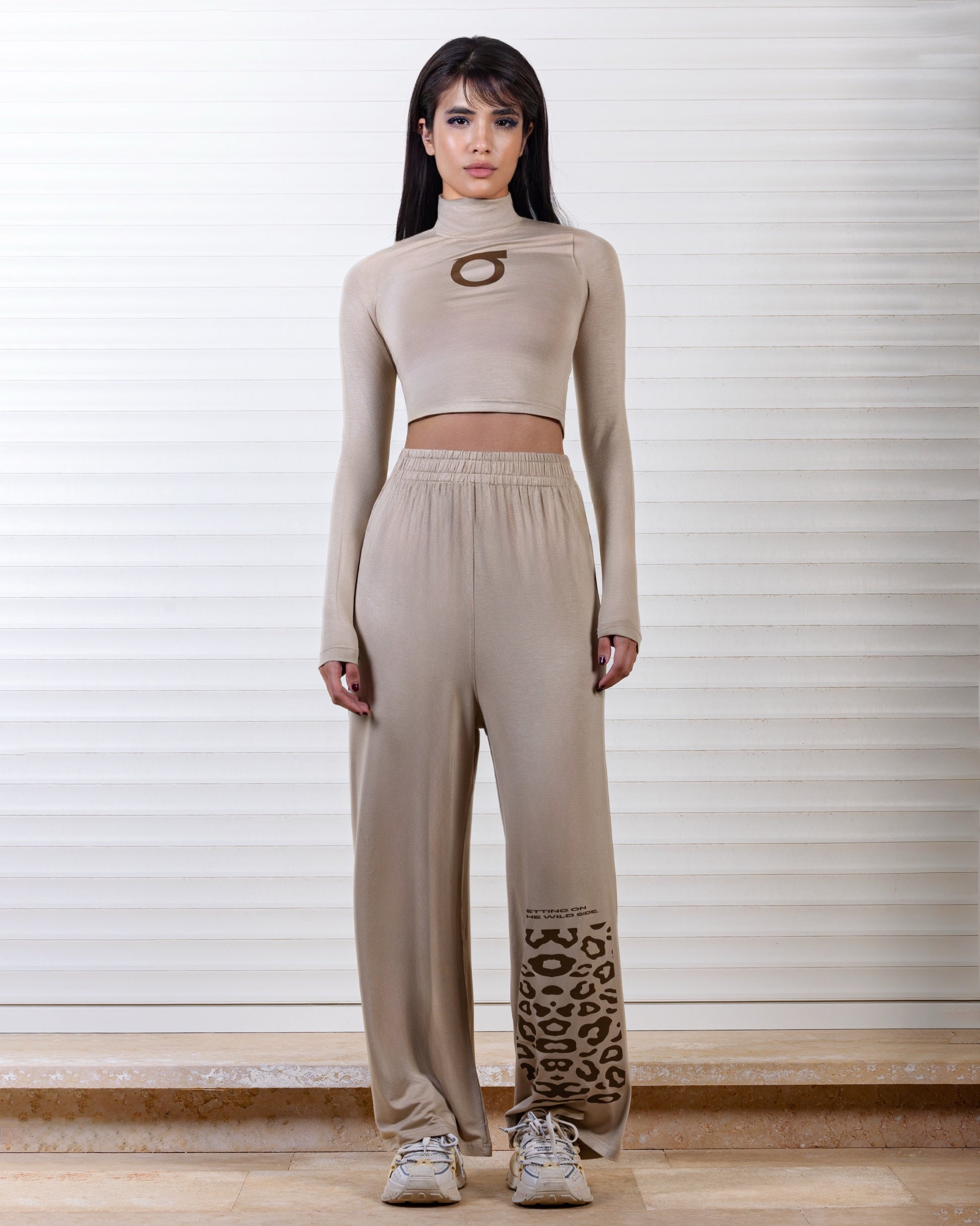 Ablaze signature set In Beige